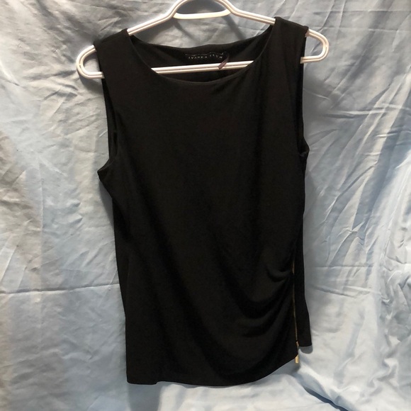 🛍️5/$20🛍️Ivanka Trump sleeveless top. Sz M. - Picture 1 of 5